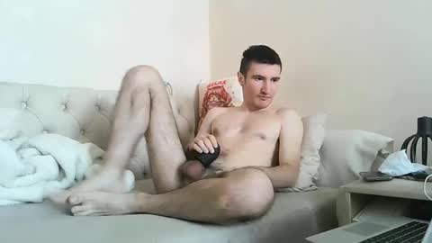 Snapshot of webcamboy98 chatting on May 16, 11:57 pm webcamboy98 online show from May 16, 11:57 pm