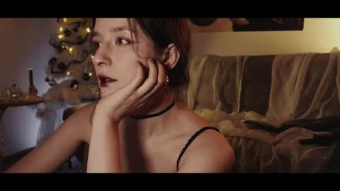 Coraline online show from December 30, 6:49 pm