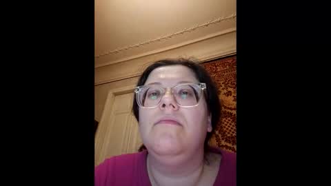 Snapshot of webgirl2 chatting on May 13, 9:00 pm Marina online show from May 13, 9:00 pm