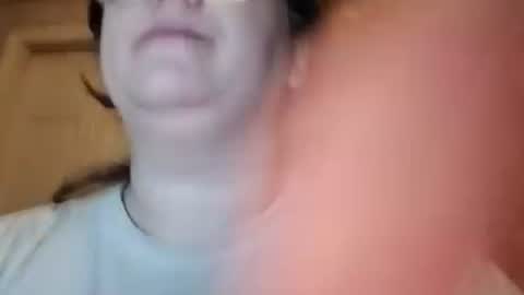Snapshot of webgirl2 chatting on July 8, 9:08 pm Marina online show from July 8, 9:08 pm