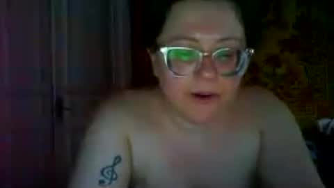 Snapshot of webgirl2 chatting on July 9, 4:00 pm Marina online show from July 9, 4:00 pm