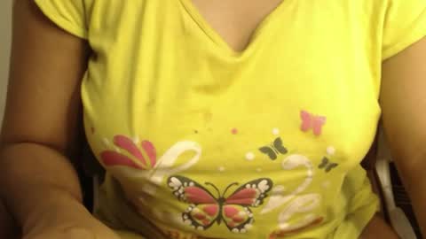 mina online show from April 4, 11:51 am