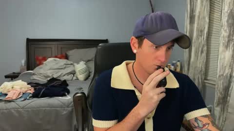 webslingxxxx online show from December 19, 2:01 am