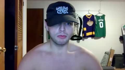 weenskir online show from April 13, 5:13 am