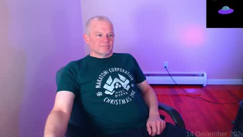 Chris online show from December 14, 5:58 pm