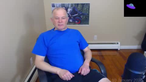 Chris online show from January 10, 9:41 pm