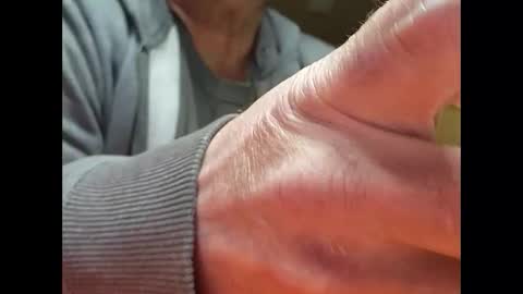 Snapshot of welderod chatting on March 1, 8:05 am welderod online show from March 1, 8:05 am