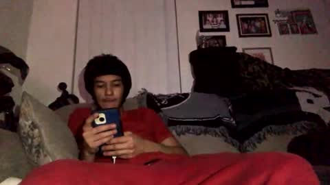 Snapshot of weloveyouej chatting on February 28, 8:04 am Eduardo online show from February 28, 8:04 am