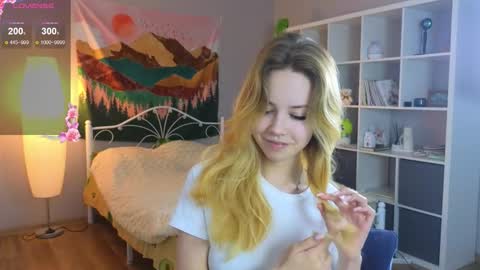 Wendy online show from September 12, 5:02 pm