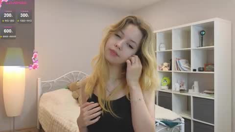 Wendy online show from October 2, 4:36 pm