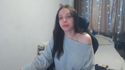 Snapshot of wendy_the_witch chatting on April 6, 6:25 am Wendy online show from April 6, 6:25 am