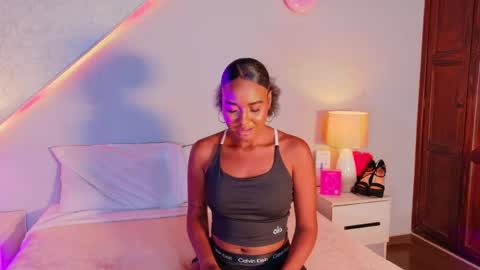 Snapshot of wendy_williams_ chatting on May 19, 1:56 am wendy_williams_ online show from May 19, 1:56 am