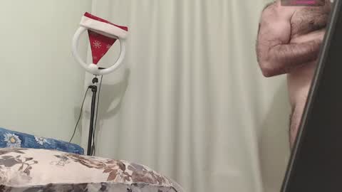 Snapshot of werewolf1988s chatting on January 27, 12:01 am werewolf1988s online show from January 27, 12:01 am