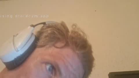 Snapshot of wes6981 chatting on June 14, 8:05 am wes6981 online show from June 14, 8:05 am