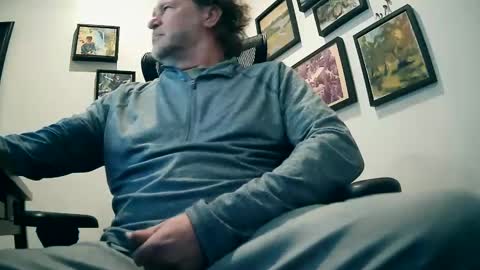 Snapshot of weseeyouwatching chatting on January 10, 5:24 pm weseeyouwatching online show from January 10, 5:24 pm