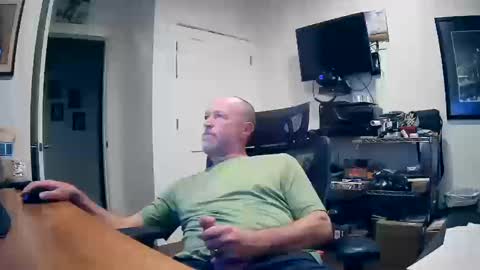 Snapshot of weseeyouwatching chatting on October 20, 3:51 am weseeyouwatching online show from October 20, 3:51 am