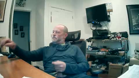 Snapshot of weseeyouwatching chatting on October 24, 5:20 pm weseeyouwatching online show from October 24, 5:20 pm