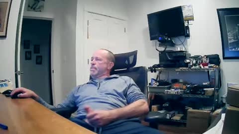 Snapshot of weseeyouwatching chatting on October 30, 5:09 am weseeyouwatching online show from October 30, 5:09 am