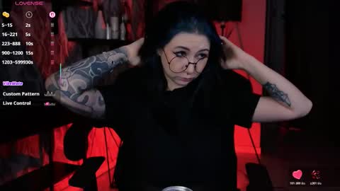 little girl who is always rightLisa online show from December 17, 1:22 am