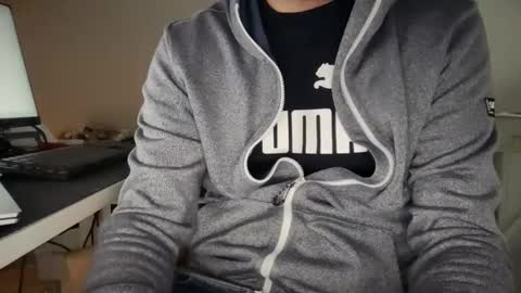 wet_adidasboy online show from November 14, 7:07 am