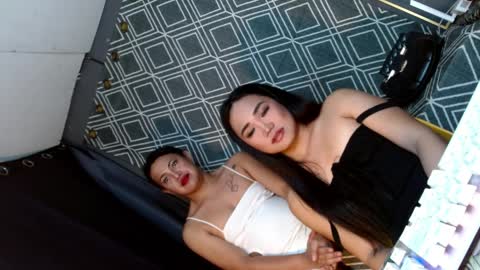 Snapshot of wet_kallista chatting on April 7, 9:04 pm yana online show from April 7, 9:04 pm