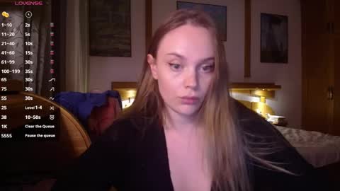 Lana online show from April 14, 6:58 pm