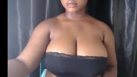 Snapshot of wet_xxpussy55 chatting on February 13, 5:25 am Sonia online show from February 13, 5:25 am