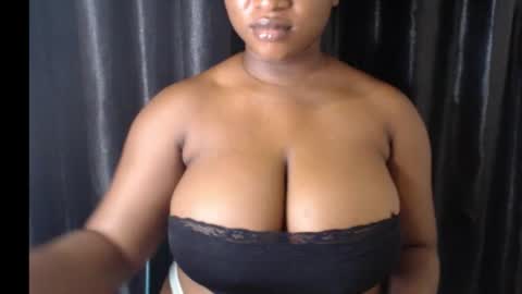Snapshot of wet_xxpussy55 chatting on February 20, 12:07 am Sonia online show from February 20, 12:07 am