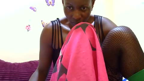 Snapshot of wetberry20 chatting on July 13, 12:41 pm wetberry20 online show from July 13, 12:41 pm