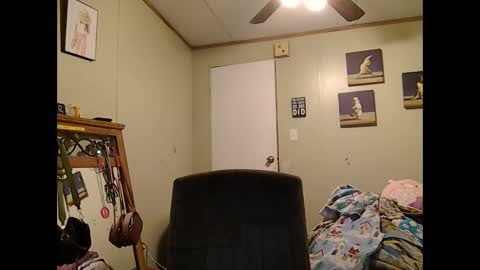 wetbunny25 online show from December 4, 3:10 pm