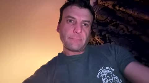 Snapshot of wetlickie chatting on May 2, 4:17 am wetlickie online show from May 2, 4:17 am