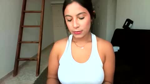 Snapshot of wetmoanl chatting on February 25, 4:49 pm Megan Raves online show from February 25, 4:49 pm