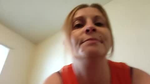 Snapshot of wetness3387 chatting on July 28, 10:20 pm wetness3387 online show from July 28, 10:20 pm