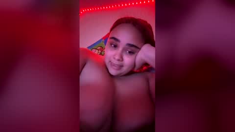Snapshot of wetpoodles_3 chatting on June 1, 12:45 am wetpoodles_3 online show from June 1, 12:45 am