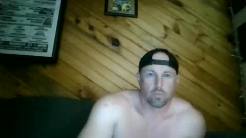 wh879 online show from April 14, 7:20 pm