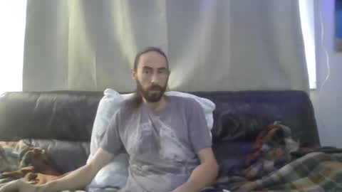 Whaler84 online show from December 18, 12:33 pm