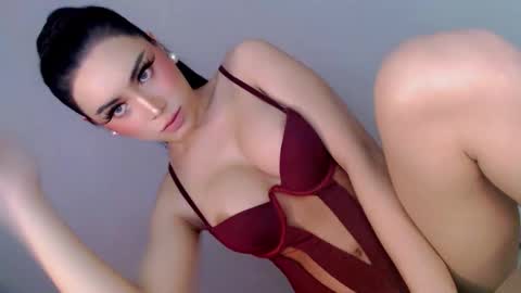 Snapshot of what_the_fuckxx chatting on February 20, 8:16 am kiara online show from February 20, 8:16 am