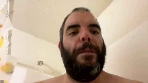 Snapshot of whateveruplz chatting on December 5, 11:18 pm Papa Bear and Lil Mama online show from December 5, 11:18 pm