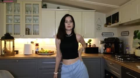 Snapshot of whats_her_name chatting on January 14, 4:40 pm Victoria Maria online show from January 14, 4:40 pm