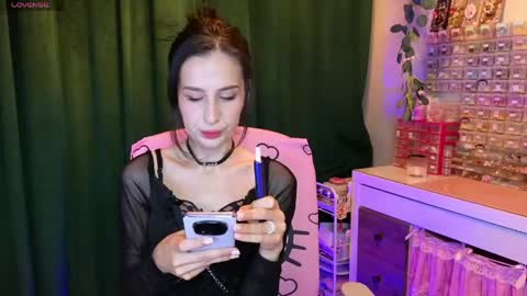 Victoria Maria online show from May 29, 1:25 am