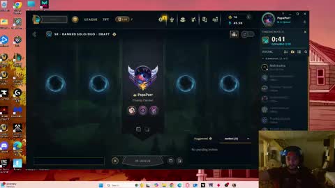 Snapshot of whatsthislol chatting on September 22, 5:42 am whatsthislol online show from September 22, 5:42 am