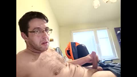 Snapshot of whatwouldyouliketosee chatting on December 28, 6:49 am stoffy online show from December 28, 6:49 am