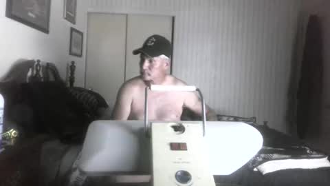 wheenidude online show from May 10, 8:19 am