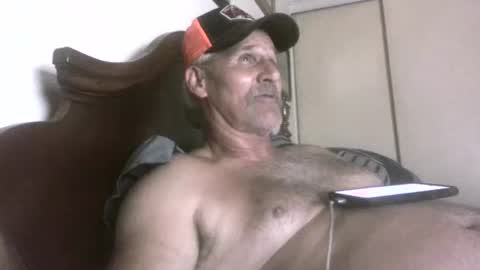 wheenidude online show from May 30, 5:32 pm