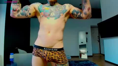 Snapshot of white_king999 chatting on July 7, 2:36 am Max online show from July 7, 2:36 am