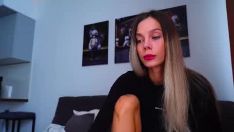 Kate  online show from November 23, 7:52 am