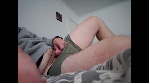 Snapshot of whiteboi9284 chatting on September 17, 5:53 am whiteboi9284 online show from September 17, 5:53 am