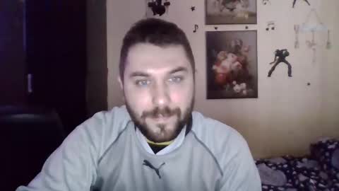 whiteboyjulius online show from December 4, 12:14 pm