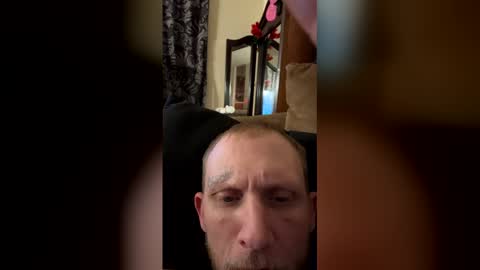 Snapshot of whiteboyosama chatting on February 11, 6:29 am whiteboyosama online show from February 11, 6:29 am