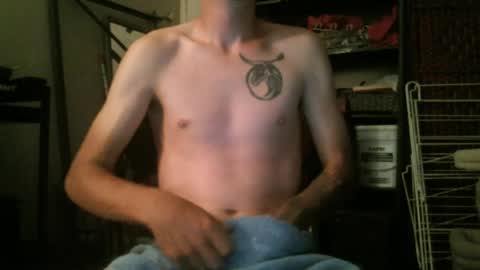 Snapshot of whiteboyslim21 chatting on August 3, 6:12 am whiteboyslim21 online show from August 3, 6:12 am